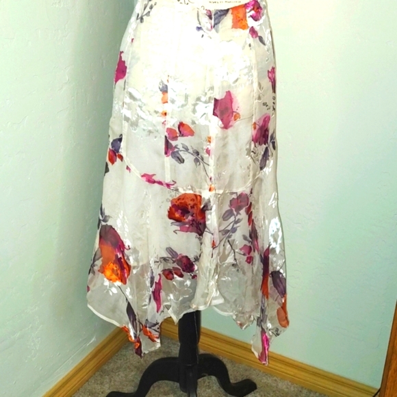 Retro Silk Skirt Floral Shark Bite Hem Lined Romantic Fairy Core SZ: 14 - Picture 2 of 7
